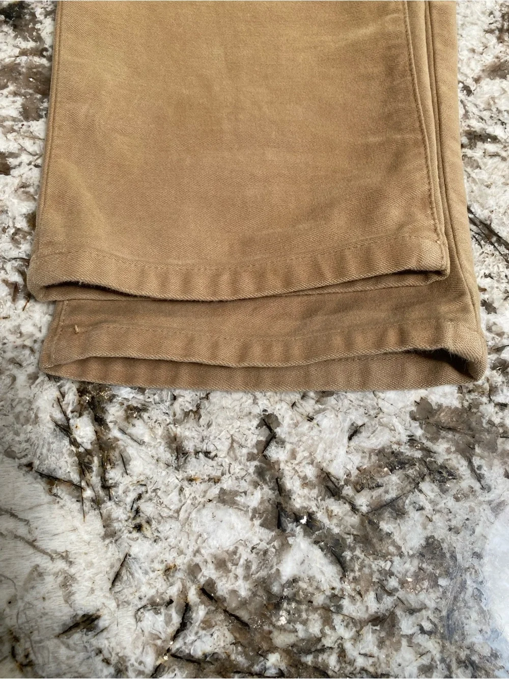 Todd Snyder Slim Chino in Khaki